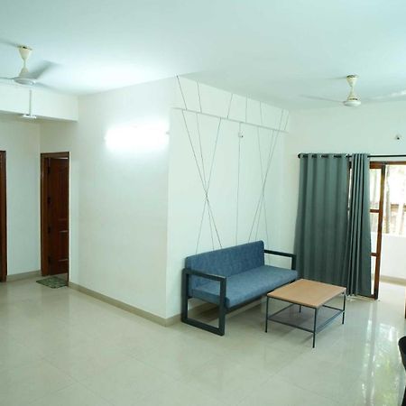 Local Nr Green Woods Bangalore Luaran gambar